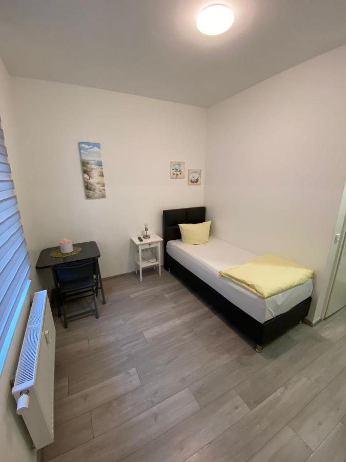 Apartment Dusseldorf-City Eksteriør billede