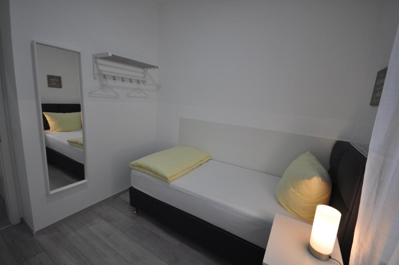 Apartment Dusseldorf-City Eksteriør billede